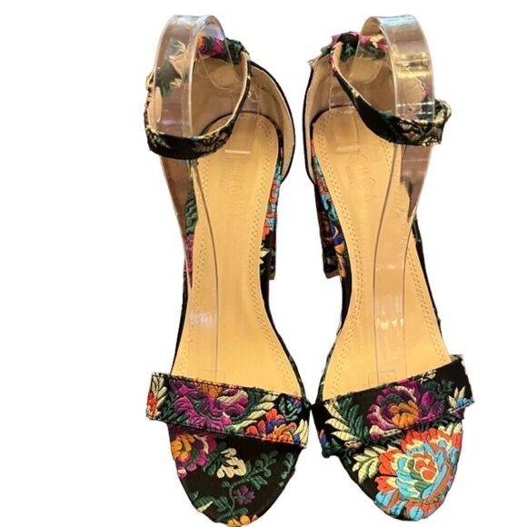 PANDA Larissa Women's Heels in Floral Fabric - Picture 3 of 11